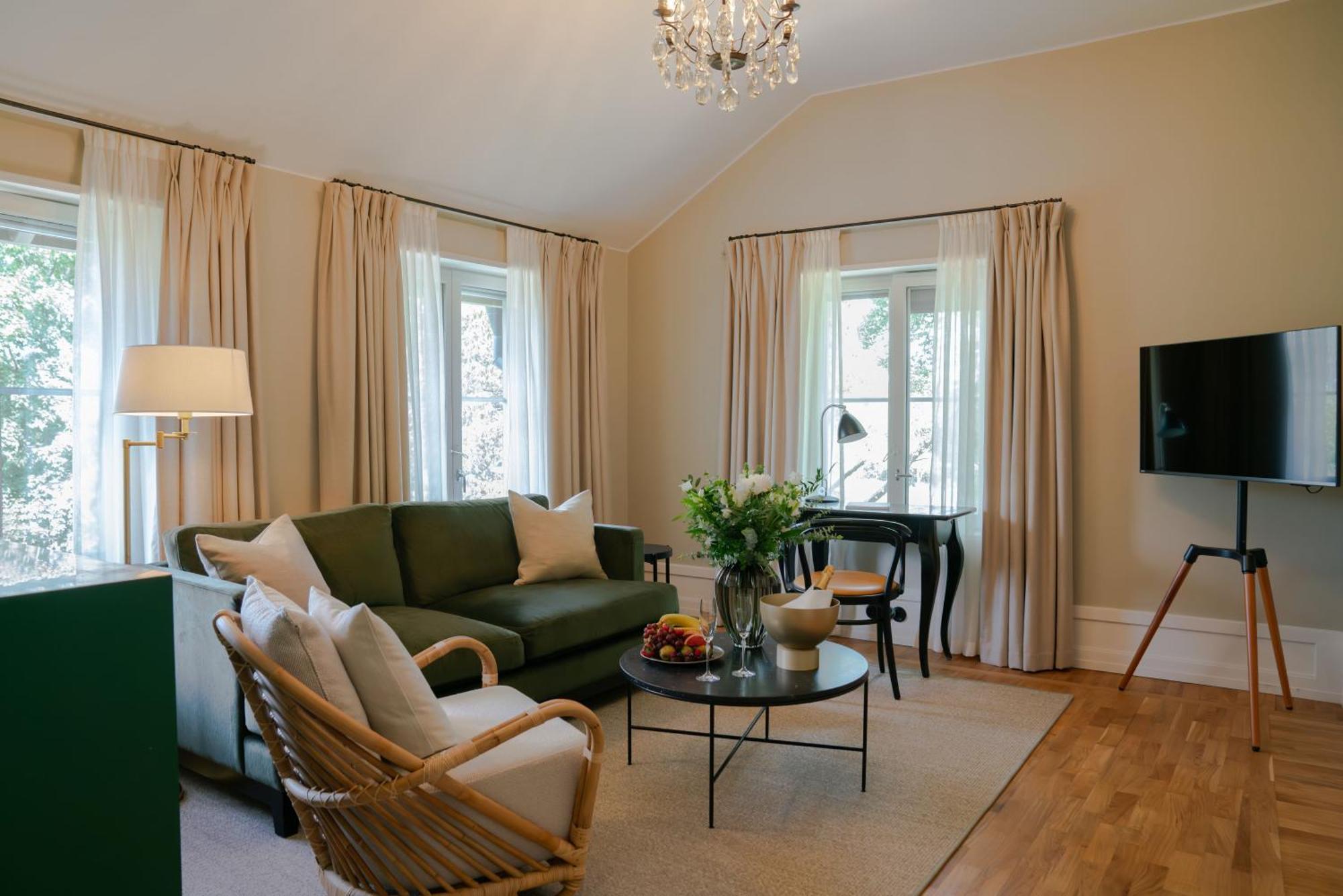 Stallmaestaregarden Hotel, Stockholm, A Member Of Design Hotels Solna Exterior photo